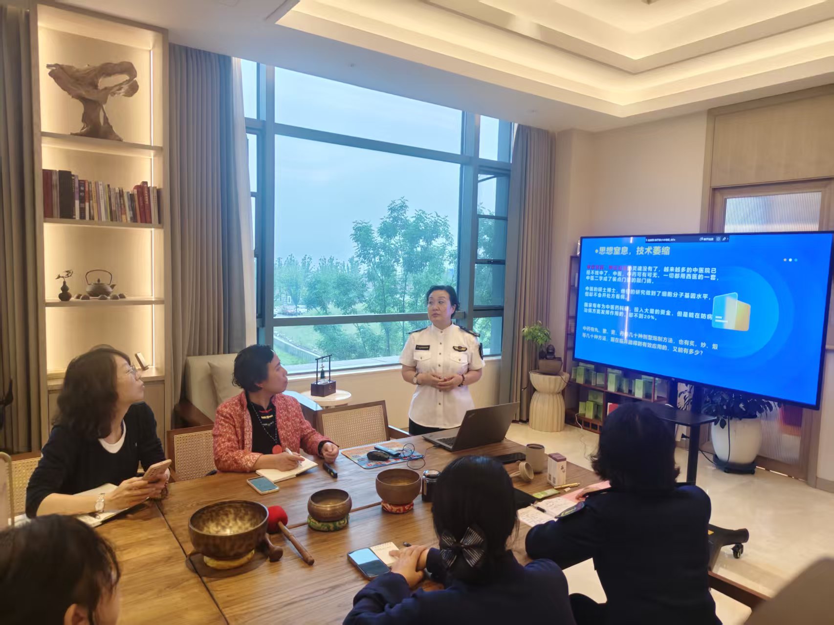c3adc105fe823a6c775b12ab61516fa2.jpg